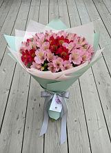 Букет цветов из:  Альстромерии в Эльбрусский
