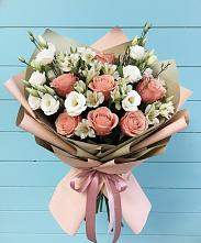 Букет цветов из:  Розы, Альстромерии и Лизиантусы в Эльбрусский