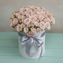 Цветочная композиция из Розы в шляпной коробке в Эльбрусский