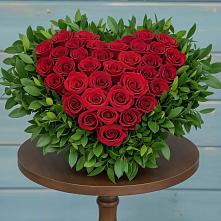 Цветочная композиция из Розы в виде сердца в Эльбрусский