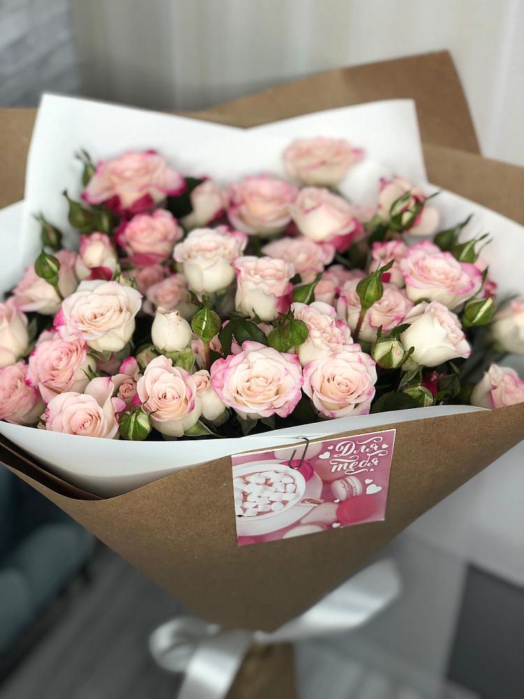 Букет цветов из: Розы в Эльбрусский