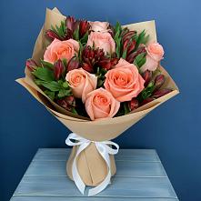 Букет цветов из:  Розы и Альстромерии #REPLACE_PRED# Эльбрусский