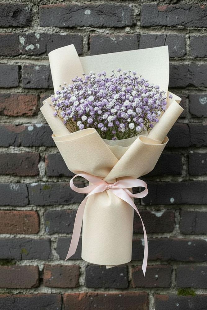 Букет цветов из: Гипсофила в Эльбрусский