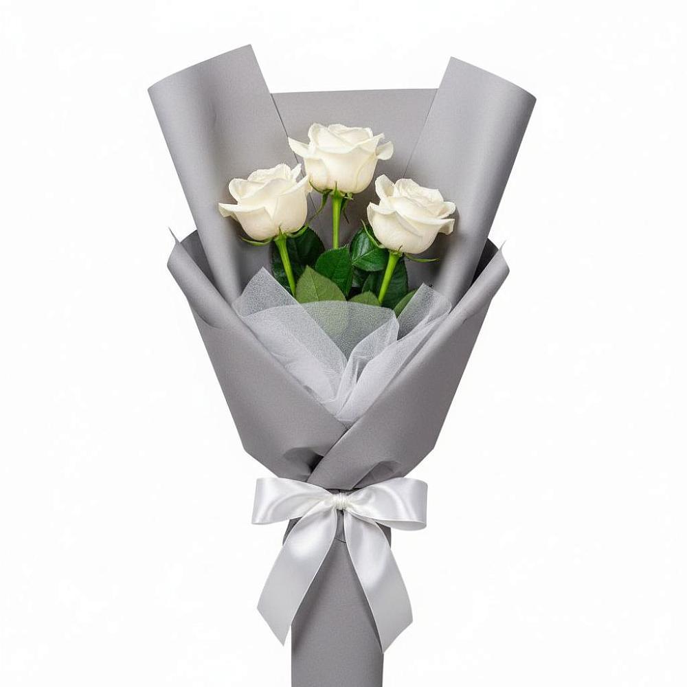 Букет 3 белые розы в Эльбрусский