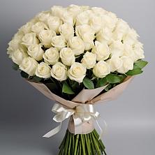 Букет 101 беля роза Белоснежка в Эльбрусский