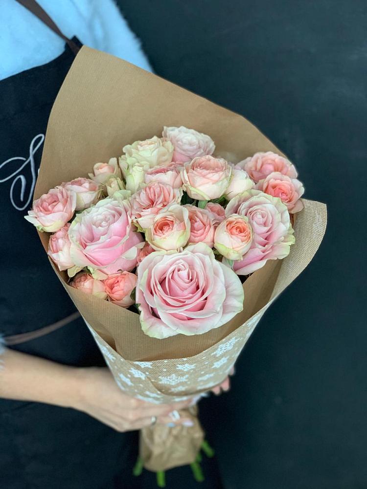 Букет цветов из: Хризантемы и Розы в Эльбрусский