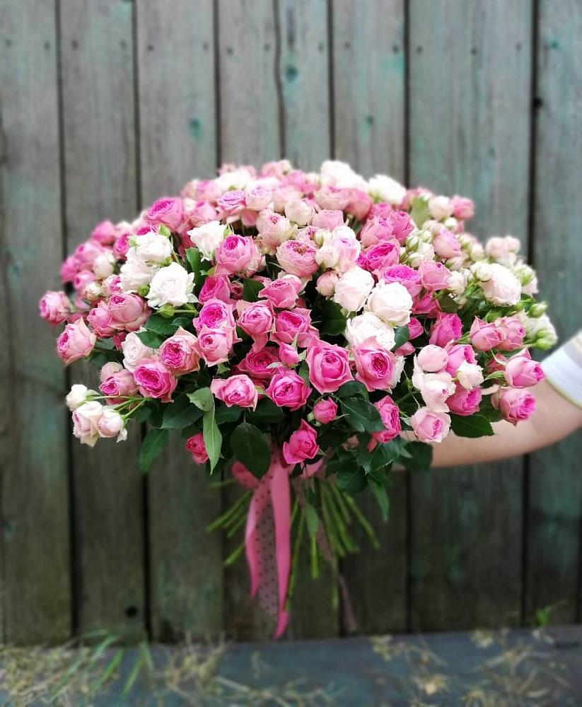 Букет Розовые кустовые розы Натали и Лав Лидия в Эльбрусский