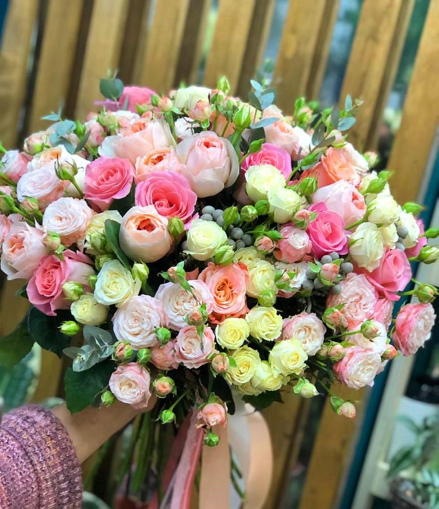 Букет цветов из: Розы в Эльбрусский