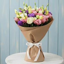 Букет цветов из:  Лизиантусы в Эльбрусский