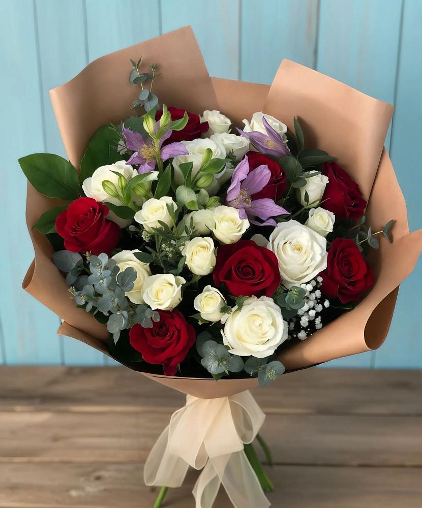 Букет цветов из: Розы и Альстромерии в Эльбрусский